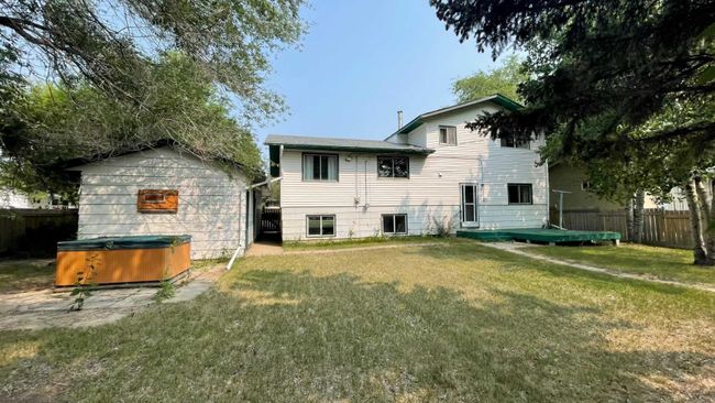 5340 52 Street, Home with 4 bedrooms, 1 bathrooms and 3 parking in Provost AB | Image 23