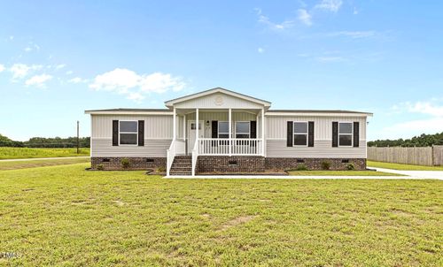 17 Stardust Ln, Selma, NC, 27576-6675 | Card Image