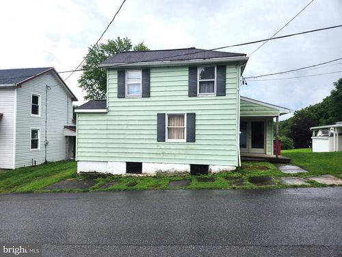 40 W 8th St, Everett, PA, 15537-1021 | Card Image