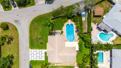 1420 Ne 42nd Ct, Oakland Park, FL, 33334-4719 | Card Image