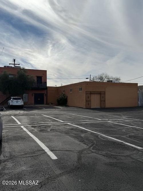 2841 N Campbell Avenue, Tucson, AZ, 85719 | Card Image