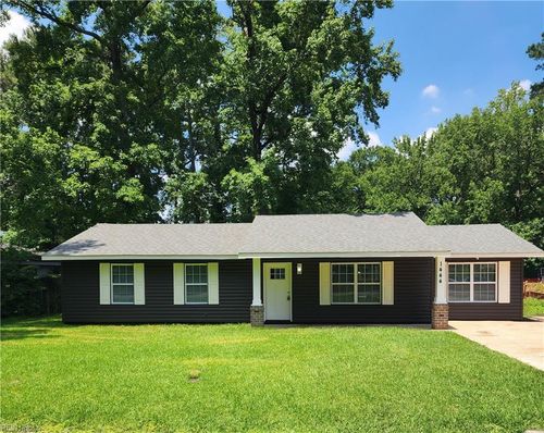 1444 Culpepper Ave, Chesapeake, VA, 23323-5702 | Card Image