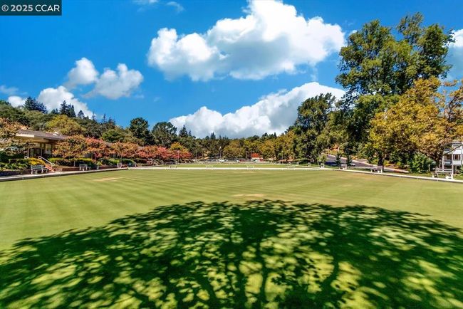 APT-2 - 1129 Leisure Ln, Condo with 2 bedrooms, 1 bathrooms and 1 parking in Walnut Creek CA | Image 39