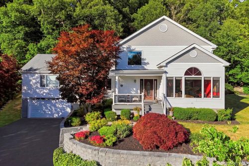 17 Nottingham Way, Mahopac, NY, 10541-3775 | Card Image
