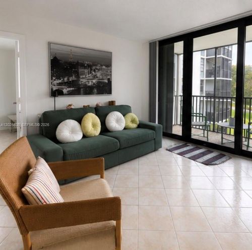 307-3401 N Country Club Dr, Aventura, FL, 33180-1770 | Card Image