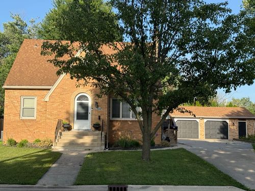 1500 Tonti St, La Salle, IL, 61301-1420 | Card Image