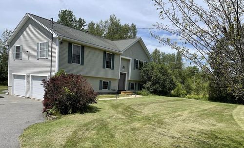 650 Hudson Road, Glenburn, ME, 04401 | Card Image