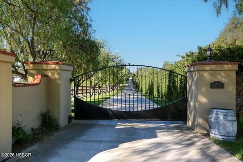 1575 Edison St, Santa Ynez, CA, 93460-9438 | Card Image