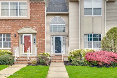 96 Cranbrook Ct, Holmdel, NJ, 07733-2755 | Card Image