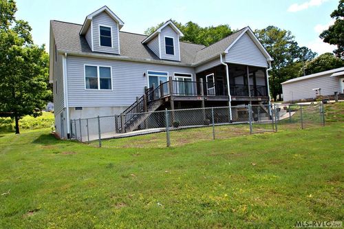 177 Warren Dr, Roanoke Rapids, NC, 27870-8759 | Card Image