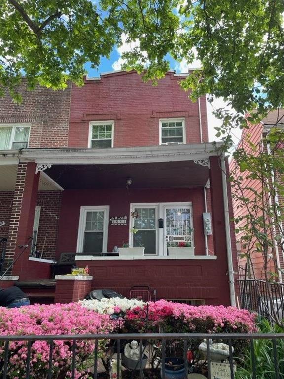 9th St, Brooklyn, NY 11223