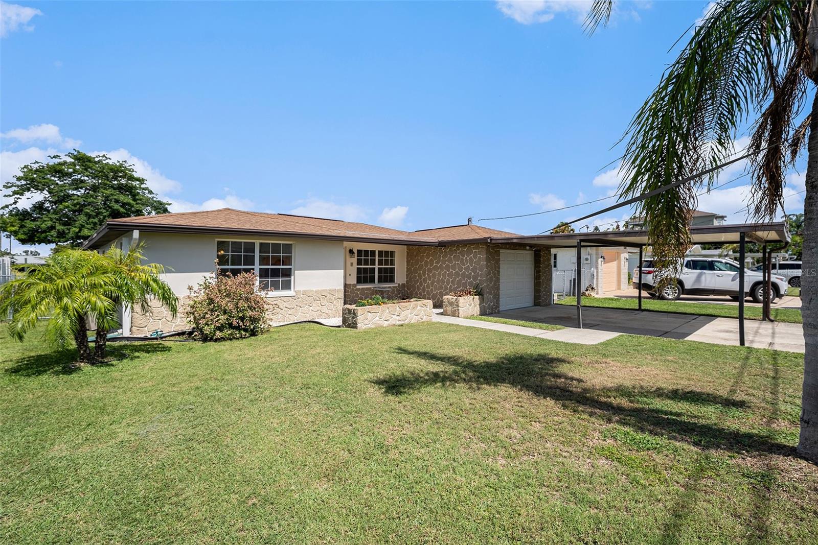 Leslie Dr, Hudson, FL 34667