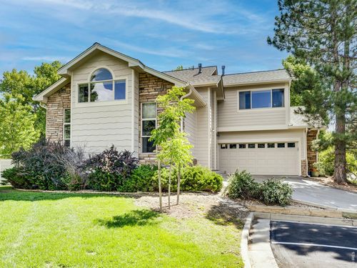 927 Hover Ridge Cir, Longmont, CO, 80501-4142 | Card Image