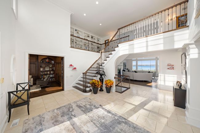 4326 Commerce Rd, House other with 7 bedrooms, 7 bathrooms and null parking in Orchard Lake MI | Image 8