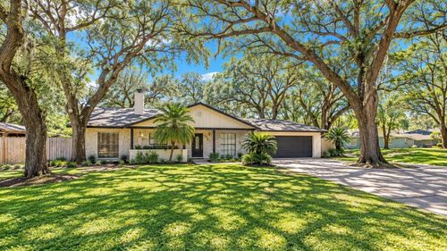 7405 Williams Rd, Seffner, FL, 33584-2614 | Card Image