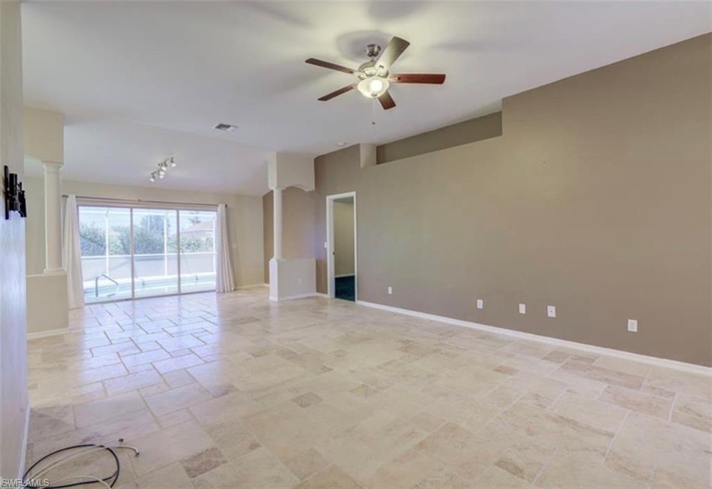 Residential in LEHIGH ACRES 3