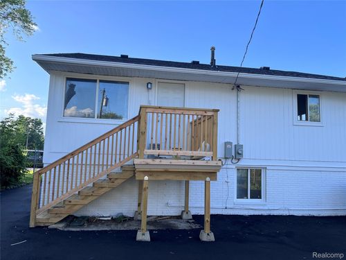 26269 Dunning St, Inkster, MI, 48141-2414 | Card Image