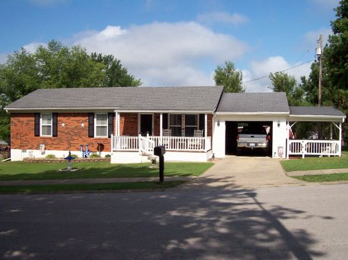 111 Brooks St, Cynthiana, KY, 41031-1697 | Card Image