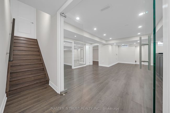 25 Cannes Ave, House other with 5 bedrooms, 6 bathrooms and 4 parking in Woodbridge ON | Image 40