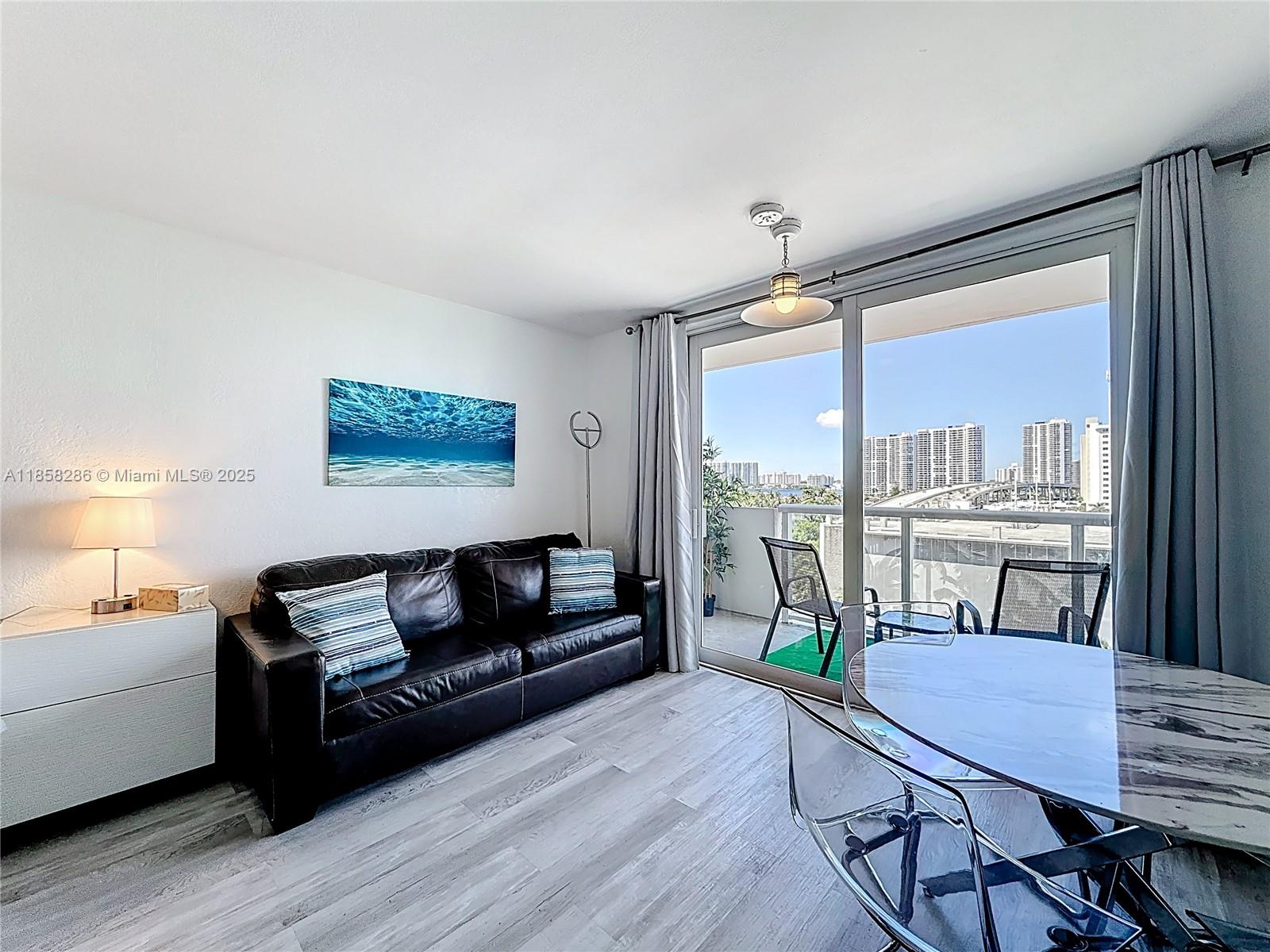 Residential Lease in Sunny Isles Beach 4
