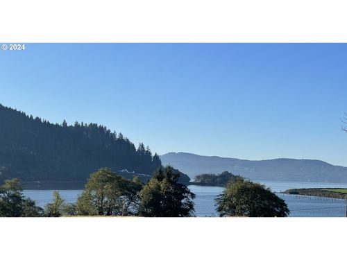 6-501 E Garibaldi Ave, Garibaldi, OR, 97118-1514 | Card Image