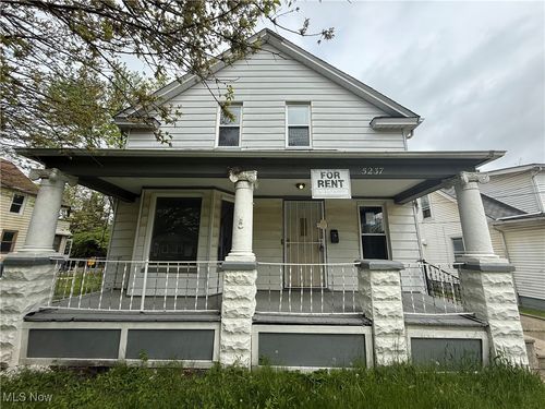 5237 Milo Ave, Maple Heights, OH, 44137-1074 | Card Image