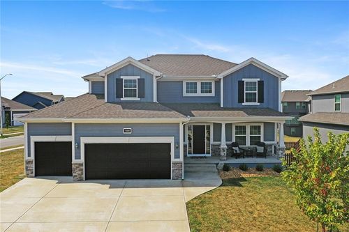 10400 N Chelsea Ave, Kansas City, MO, 64119 | Card Image