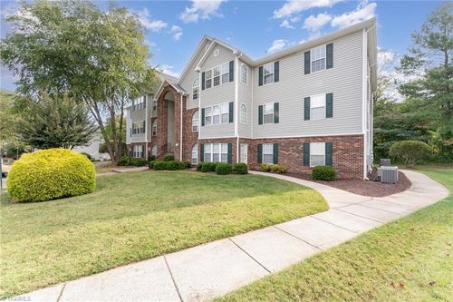 331 Scholastic Ct, Winston Salem, NC, 27106-5095 | Card Image