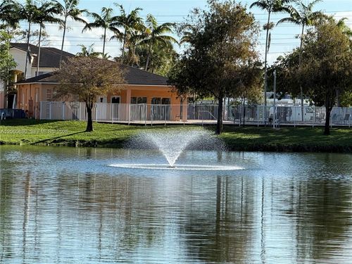 apt-705-3670 N 56th Ave, Hollywood, FL, 33021-2272 | Card Image