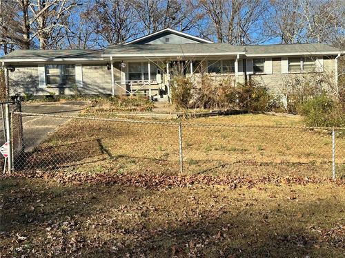 5886 S Bear Dr, Douglasville, GA, 30135-3944 | Card Image