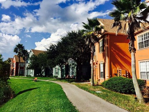 9020-9020 Lake Chase Island Way, TAMPA, FL, 33626-1942 | Card Image