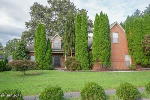 1015 Foxdale Dr, Maryville, TN, 37803-1409 | Card Image