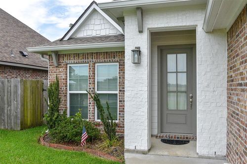 1807 N Sherman St, Jennings, LA, 70546-3836 | Card Image