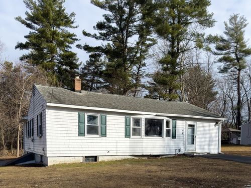 4 Lockwood Rd, Wilmington, MA, 01887-1120 | Card Image