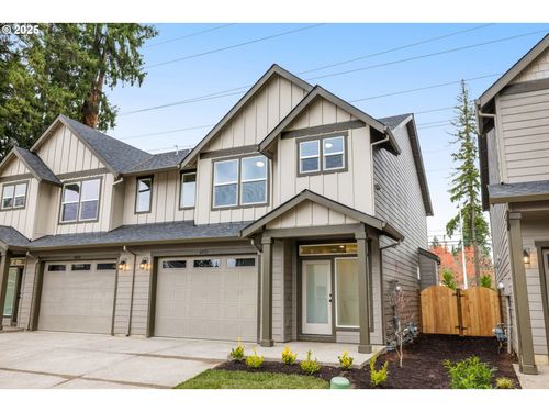 4673 Se Steelhead Ct, Hillsboro, OR, 97123-7558 | Card Image