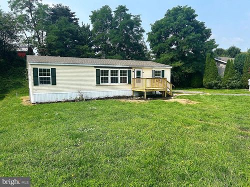 140 Cranes Gap Rd, CARLISLE, PA, 17013-9608 | Card Image