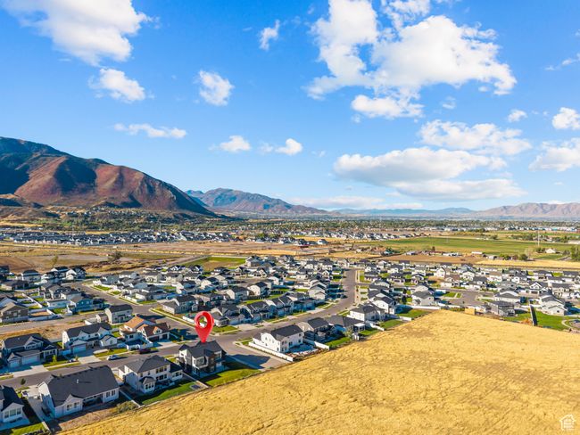 Aerial perspective of suburban area with mountains | Image 66