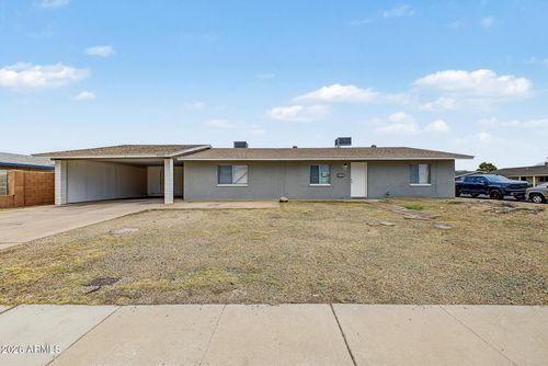 8102 W Heatherbrae Dr, Phoenix, AZ, 85033-2335 | Card Image