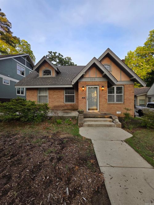 223 Linwood Ct, Little Rock, AR, 72205-4242 | Card Image