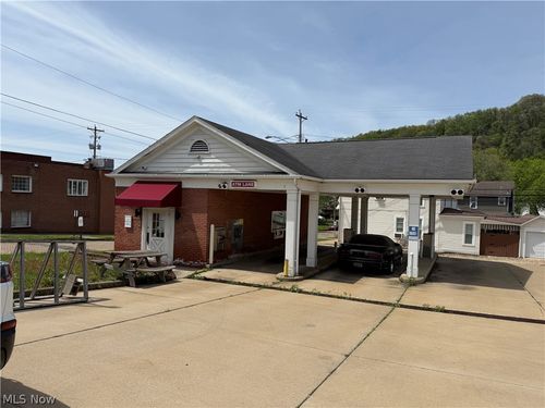 601 Main St, Wellsville, OH, 43968-1662 | Card Image
