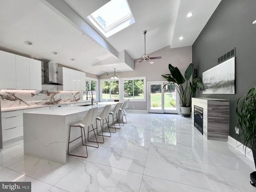 3332 Philmont Ave, HUNTINGDON VALLEY, PA, 19006-4229 | Card Image