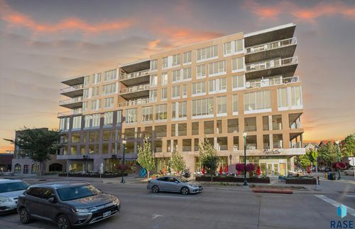 504-350 S Main Ave Avenue, Sioux Falls, SD, 57105 | Card Image