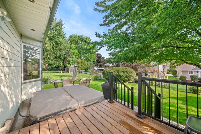 233 24 Th St, Home with 3 bedrooms, 3 bathrooms and null parking in West Des Moines IA | Image 4