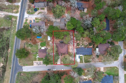 3309 Thornwood Way, Huntsville, TX, 77340-8951 | Card Image