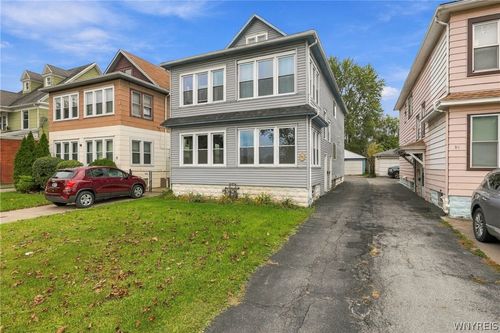 1-82 Dakota St, Buffalo, NY, 14216-2752 | Card Image