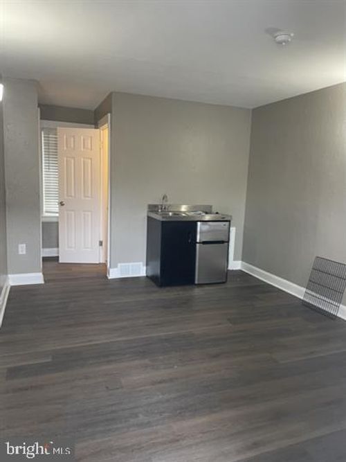 unit-9-1816 Valley Ave, WINCHESTER, VA, 22601-6386 | Card Image