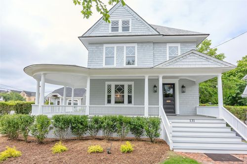 131 Ostrander Ave, Riverhead, NY, 11901-4643 | Card Image