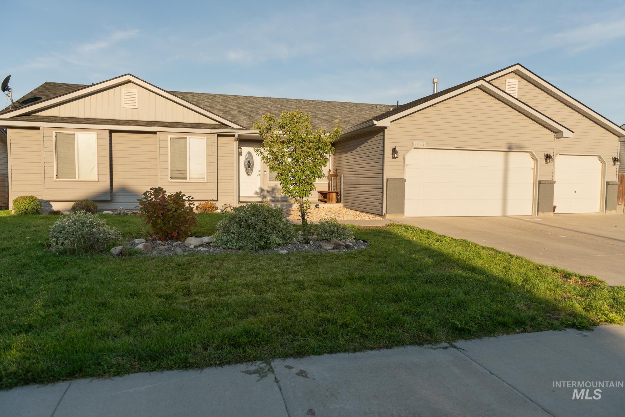 Cinder Loop, Mountain Home, ID 83647