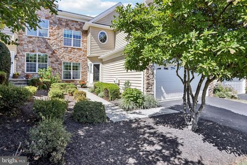 15 Oakbrook Ct, MALVERN, PA, 19355-2237 | Card Image