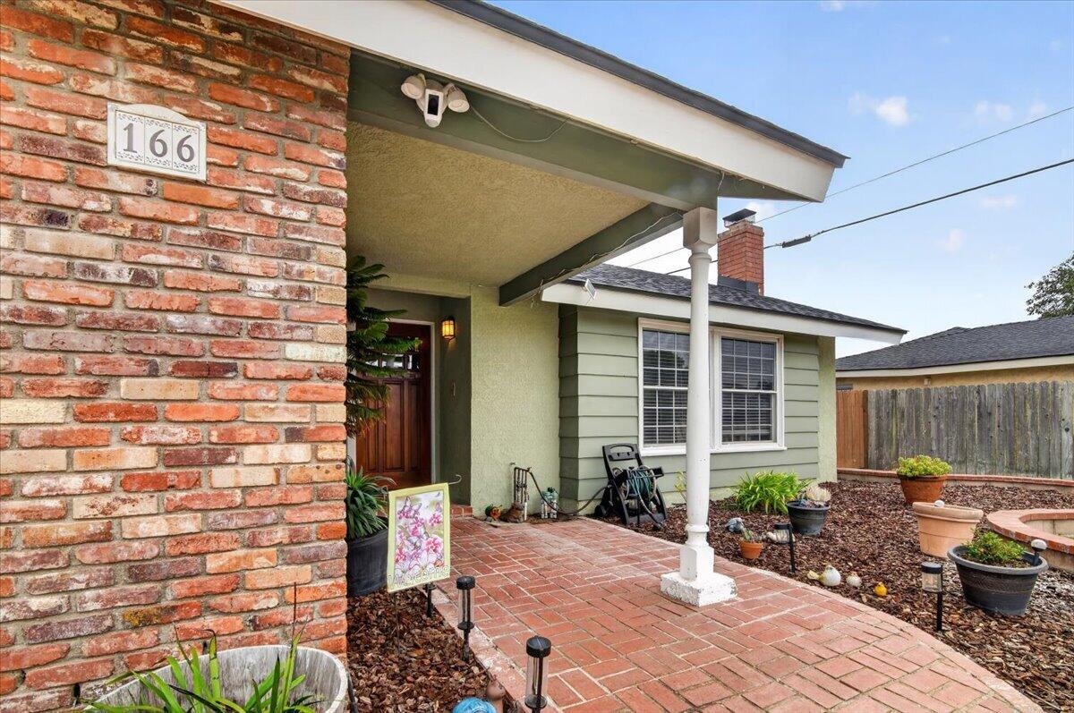 Residential in LOMPOC 5